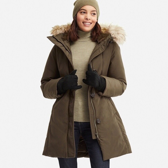 Uniqlo Ultra Warm Down Parka Heat Tech Olive Jacket Fur Hood Coat XS - Picture 1 of 9